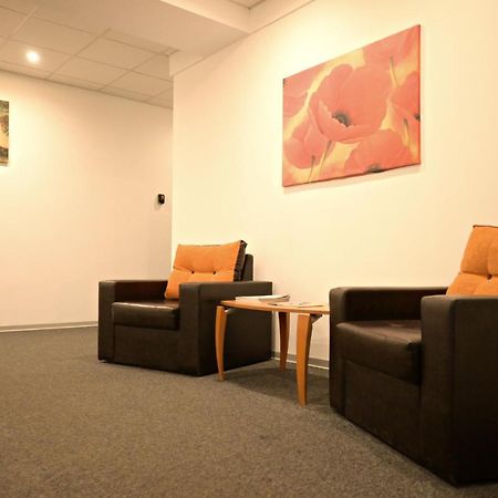 Luana Airport Apartments #9 Otopeni Eksteriør billede